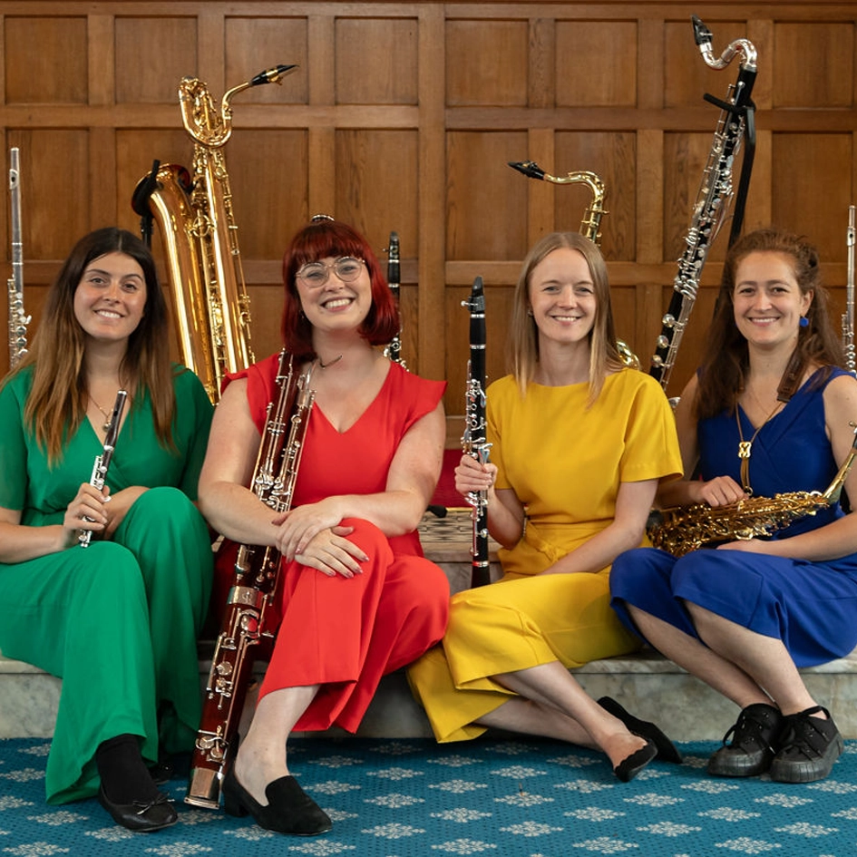 CHAMELEON
Multi-instrumental woodwind quartet.